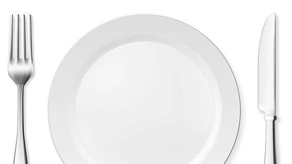 Das Bild zeigt einen leeren Teller