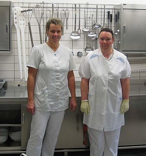 Frau Voss und Frau Peterson Frau Voss und Frau Peterson